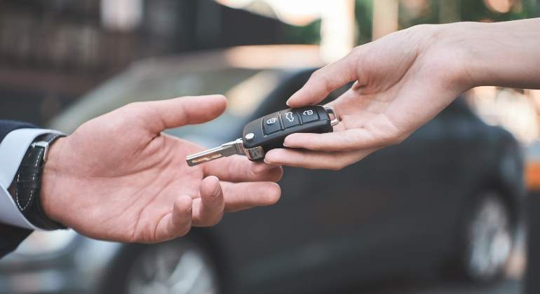 entrega-llaves-coche-europa-press