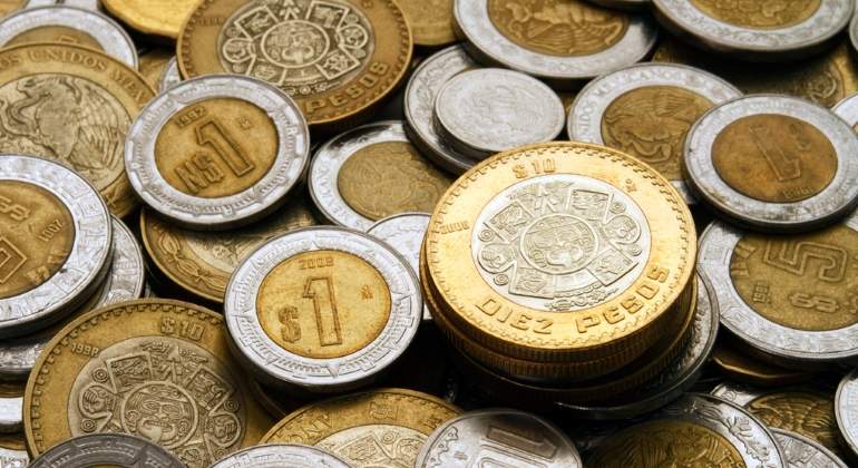 pesos-istock.jpg
