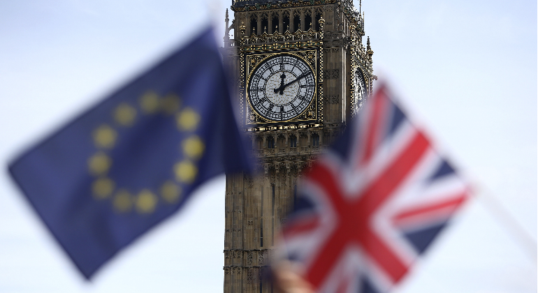 brexit-america-banderas.png