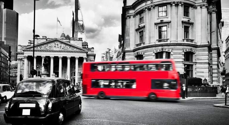 inglaterra-banco-antigua-dreamstime.jpg