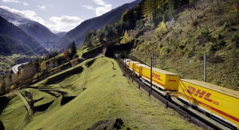dhl770x420.jpg