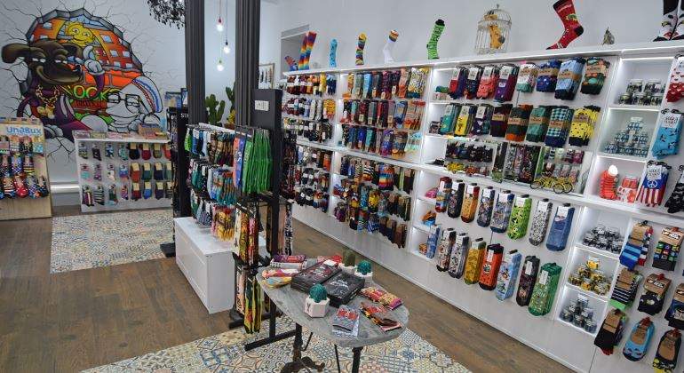 socks-market-01-770.jpg