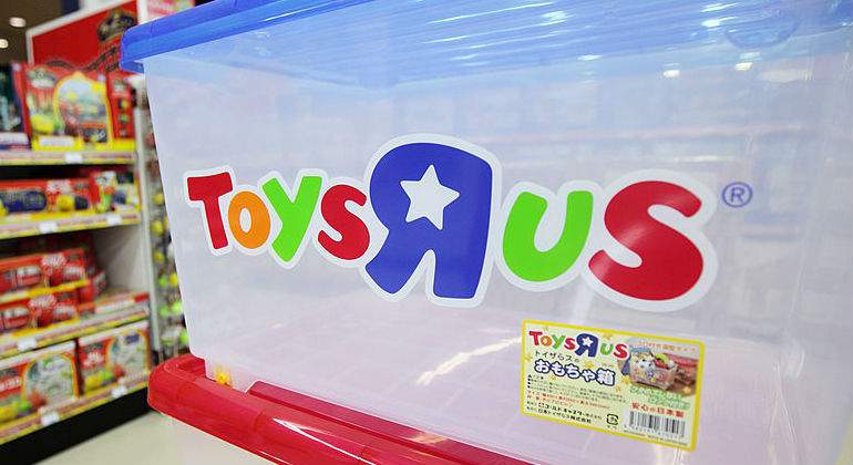 toys-r-us.jpg