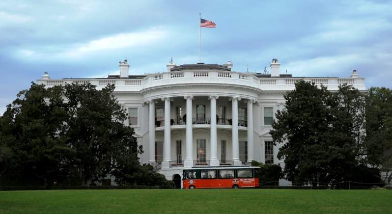 casa-blanca-estados-unidos-bandera-presidencia-reuters.jpg