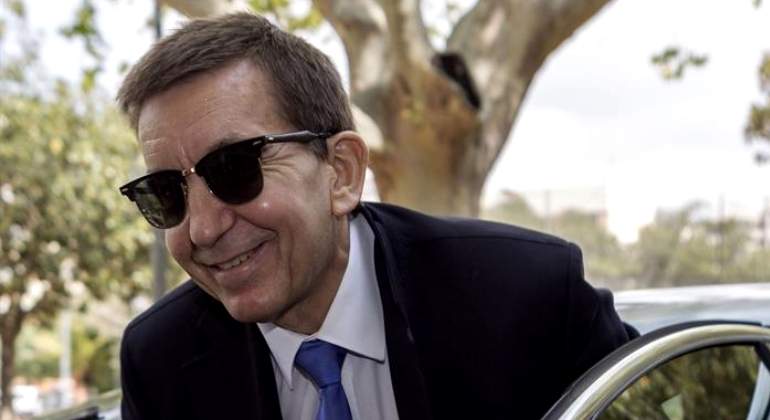 moix-gafas-efe.jpg