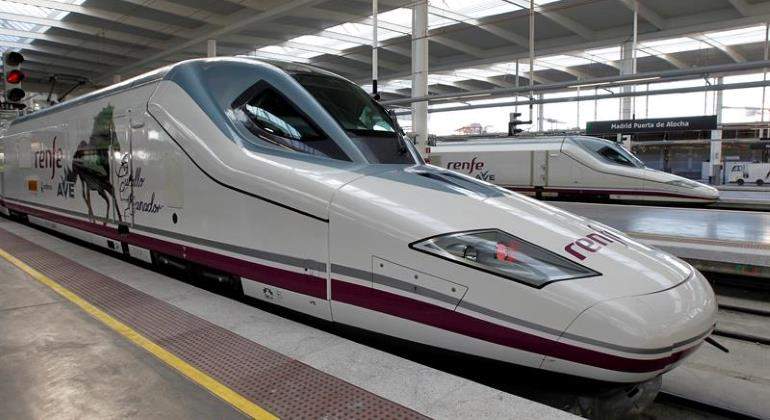 ave-renfe-770-efe.jpg