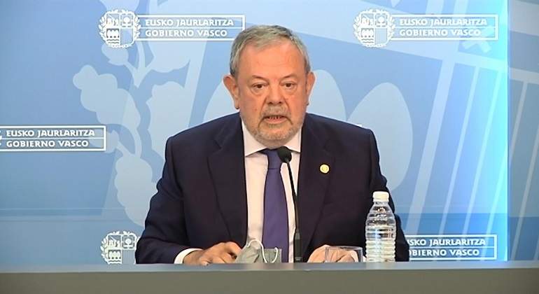 EuropaPress_3360945_consejero_economia_hacienda_gobierno_vasco_pedro_azpiazu.jpg