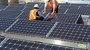 Cómo son y cuánto cuestan los paneles solares de Ikea que reducen en un 50% el consumo en electricidad