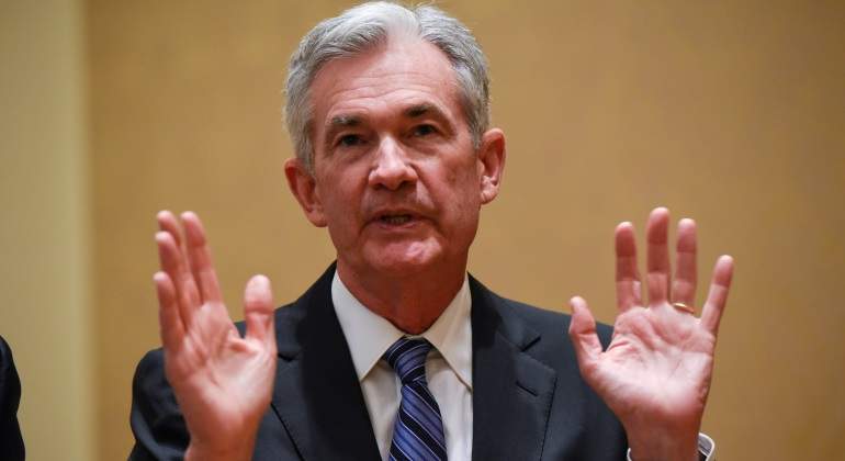 jerome-powell-manos-arriba.jpg