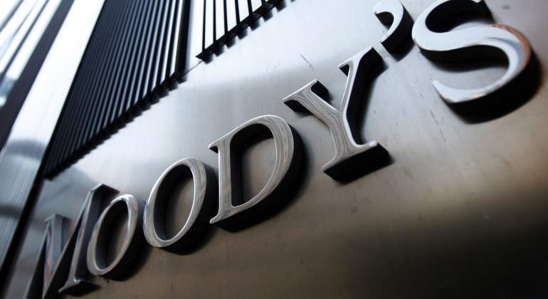 moodys-reuters.jpg