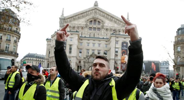 chalecos-amarillos-paris-reuters.jpg