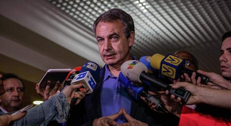 zapatero-efe.jpg