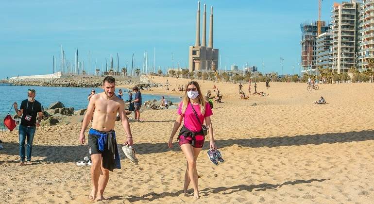 playa-coronavirus-mascarilla-getty.jpg