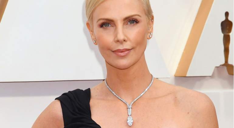 770x420-collar-tiffany-charlize-theron-oscar.jpg