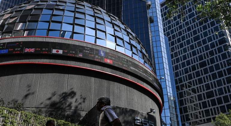 BMV-costado-Bloomberg.jpg
