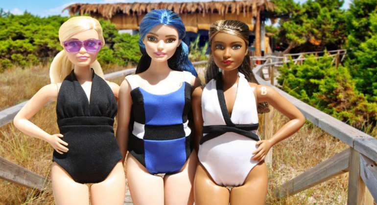 barbie-curvi770.jpg