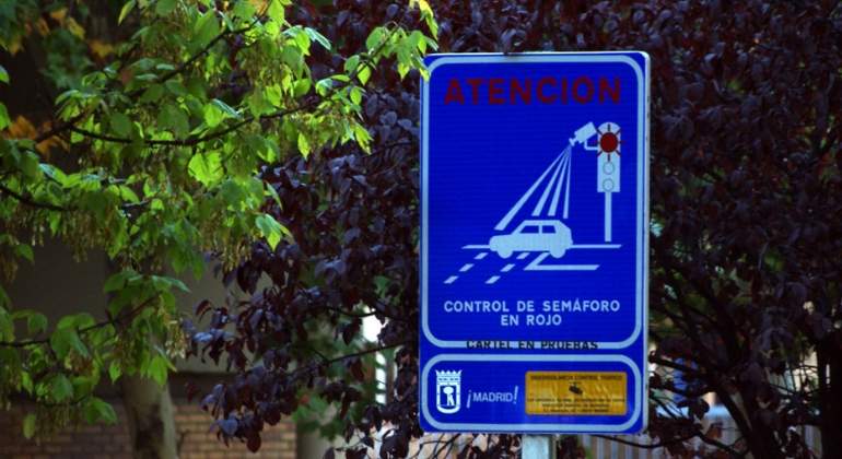 semaforo-foto-rojo-señal.jpg