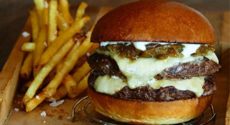 hamburguesa-black-iron-burguer-instagram.jpg