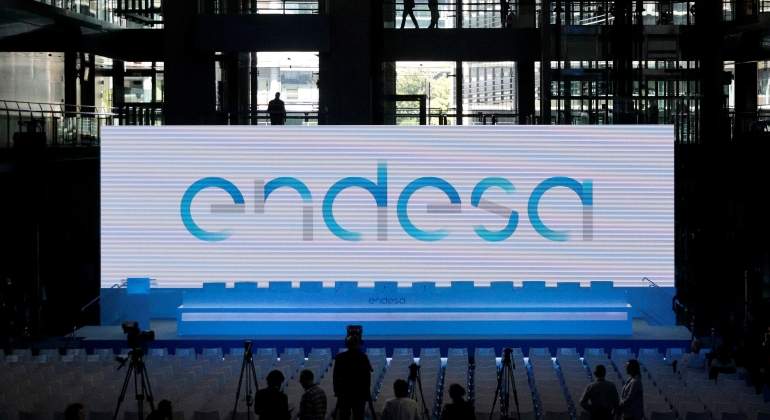 endesa-logo-presentacion-sombras.jpg