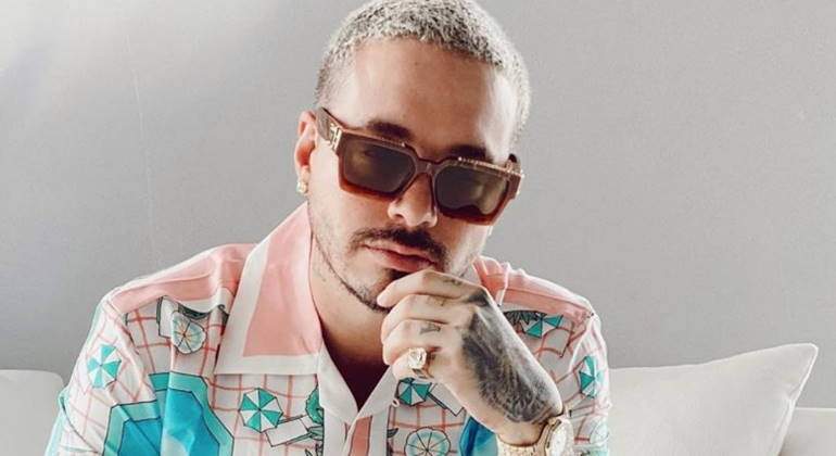 j-balvin-covid-770.jpg