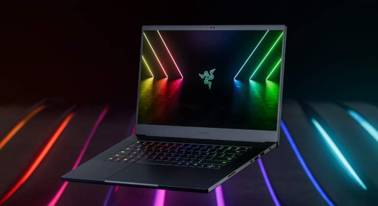 razer-blade-2.jpg