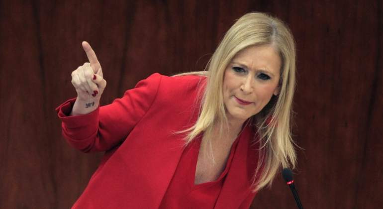 cifuentes-senala-asamblea-madrid-efe.jpg