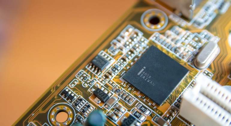 manufacturing-concept-close-up-computer-mother-board-picture-id1158503308.jpg
