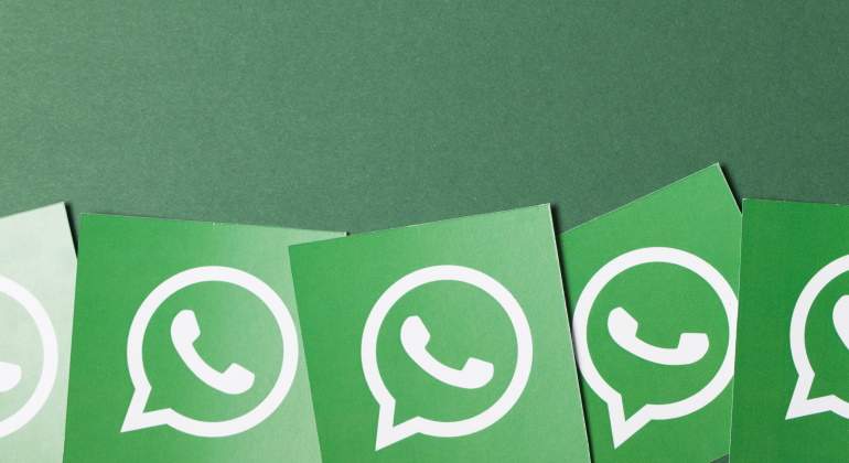 whatsapp-cartulinas-dreamstime.jpg