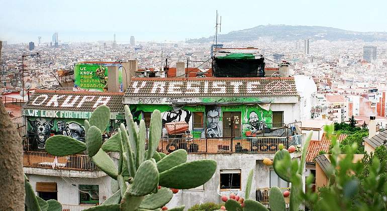 Okupa-Edificio-Vivienda-Barcelona.jpg