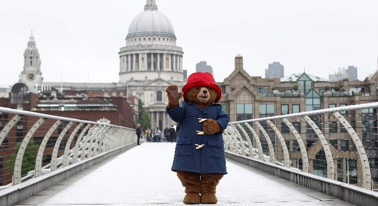 oso-paddington-puente-milenio-catedral-st-paul-londres-reuters-770x420.jpg