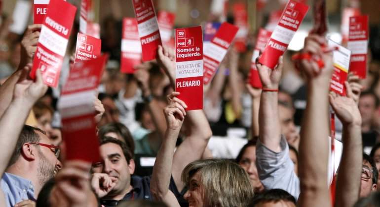 psoe-congreso-votacion-delegados-efe.jpg