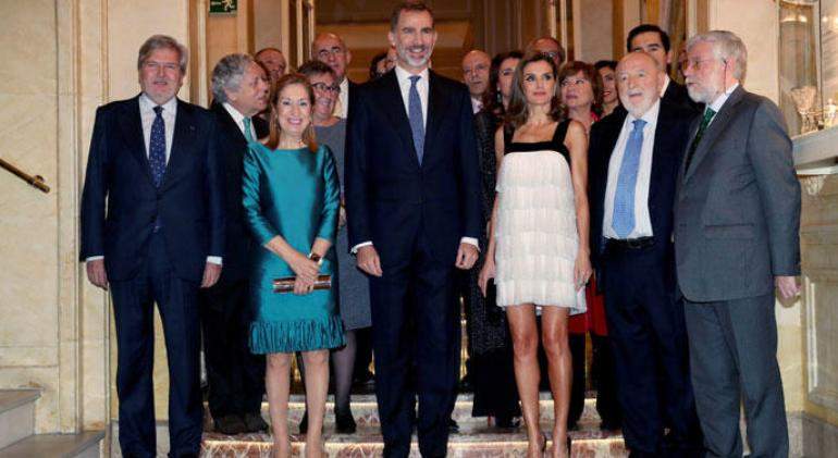 letizia-vestido-corto-efe.jpg