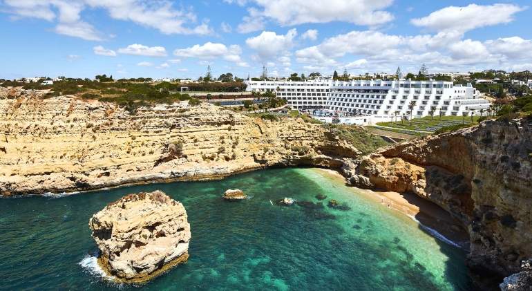 Hotel-Tivoli-Carvoeiro-Azona.jpg