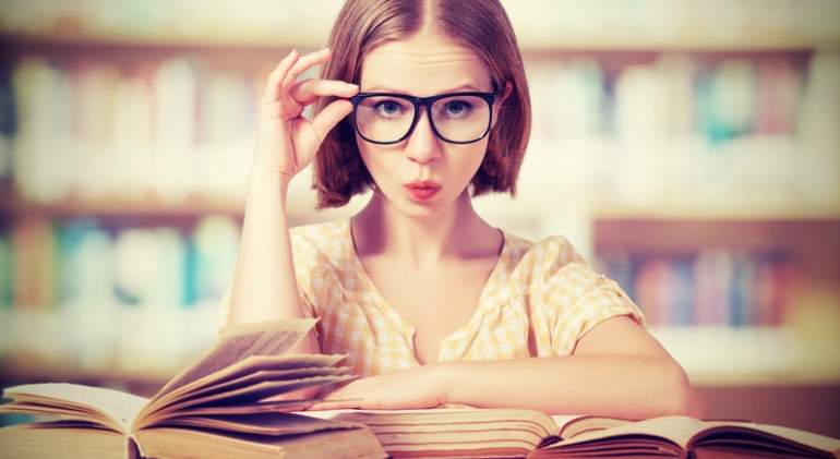 estudiar-gafas-libros-dreams.jpg