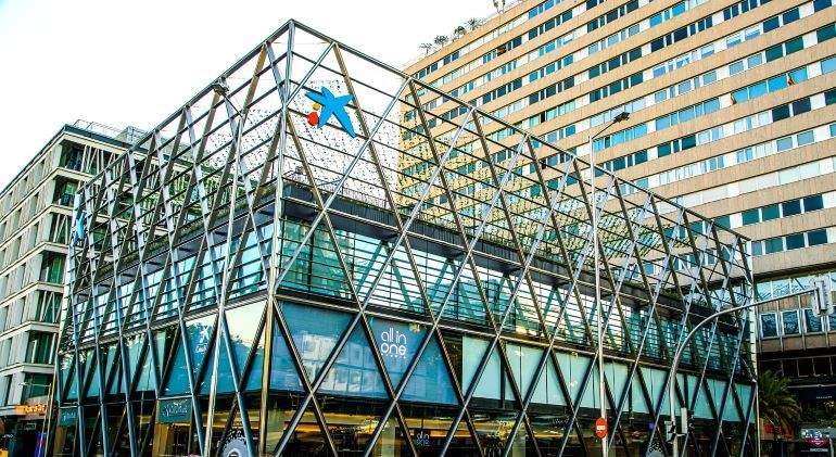 axis-caixabank.jpg