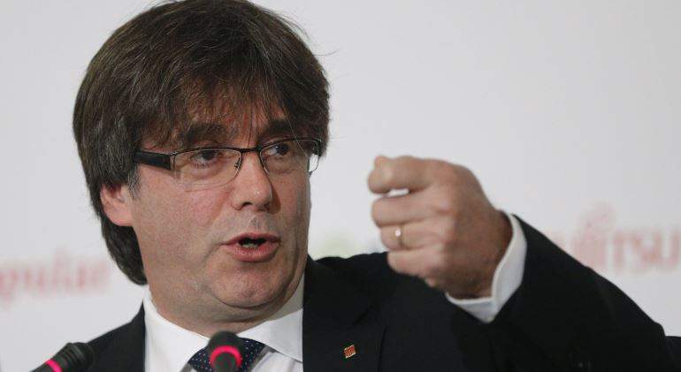 puigdemont-desayuno-efe.jpg