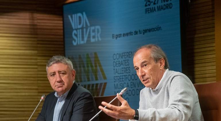 IMG-intervencion-Adolfo-Ramirez-presentacion-VIDA-SILVER.jpg