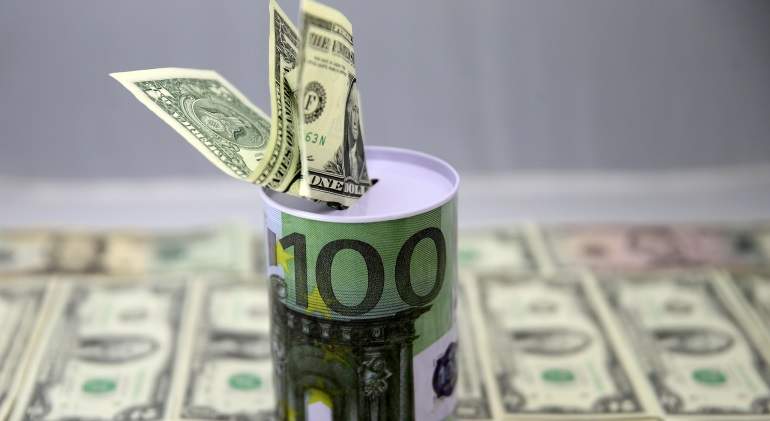 euro-dolar-hucha.jpg