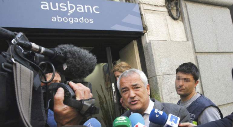 pineda-ausbanc.jpg