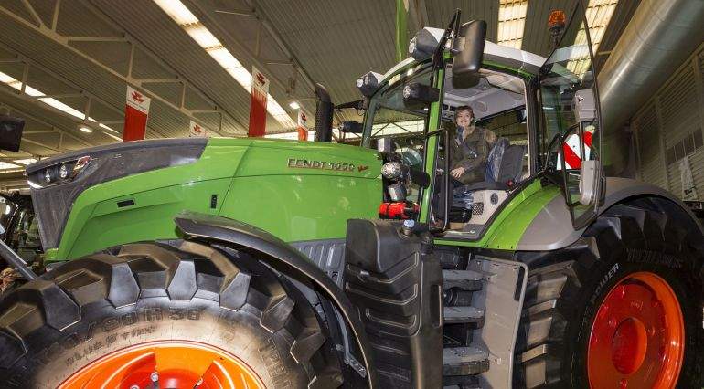 tejerinatractor1.jpg