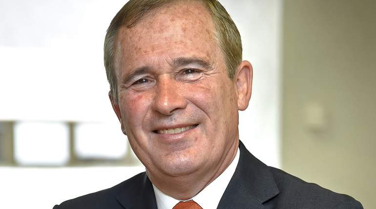 Jos Luis del Valle presidente de Lar Espaa