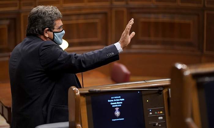 escriva-mano-espera.jpg