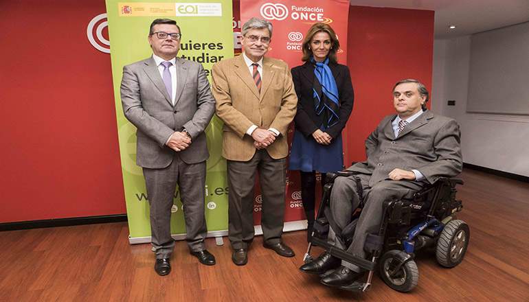 Foto-familia-EOI-ONCE.JPG