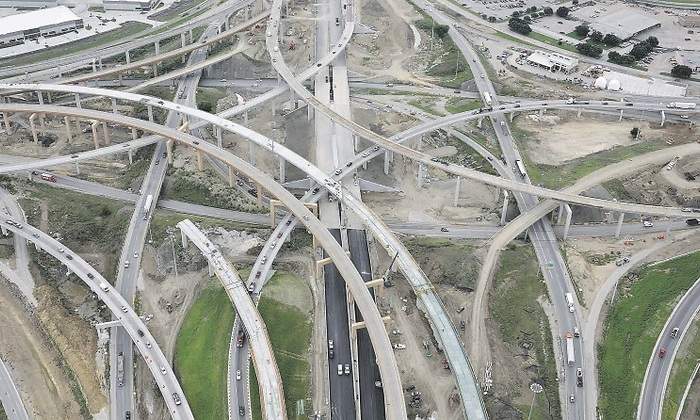CONSTRUCCIÓN ESPAÑOLA EN EL MUNDO MAYO'17 cover image