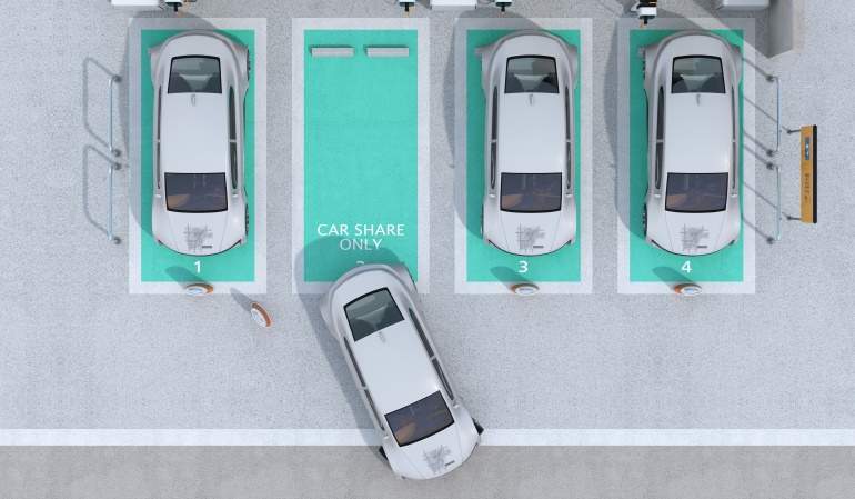 Varios vehculos de car-sharing