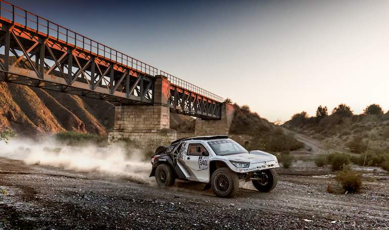 SsangYong-Tivoli-DKR_1.jpg