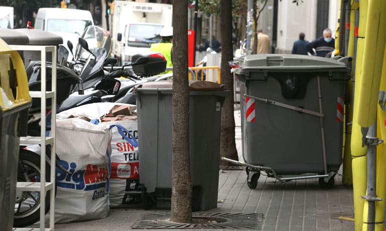 contenedor-basura-moreno.jpg