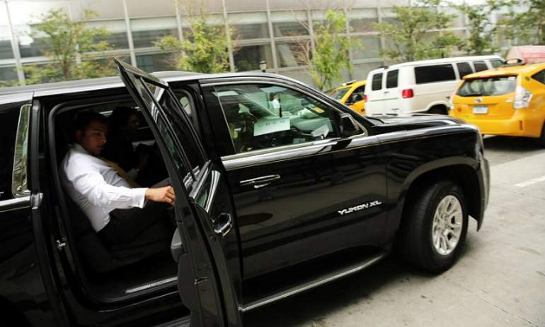 uber-coche-negro-cliente-770.jpg