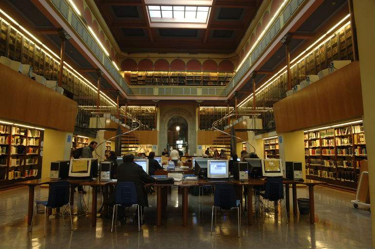 UNIVERSIDAD-BARCELONA-DEFINI.jpg