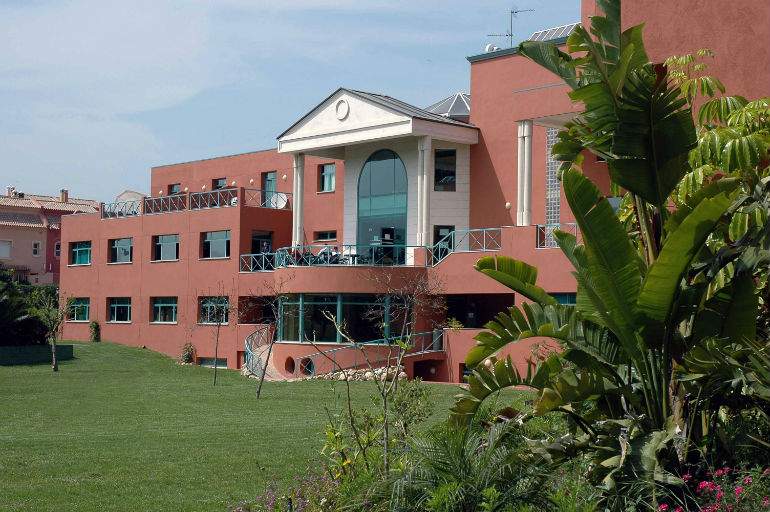 Campus-Les-Roches-Marbella-defini.jpg